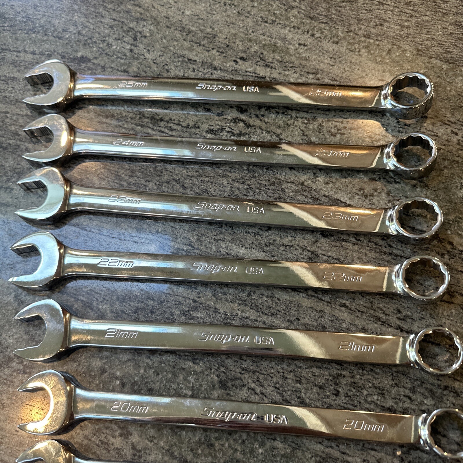 Snap-on 19pc master metric flank drive plus combination wrench set 7-25mm