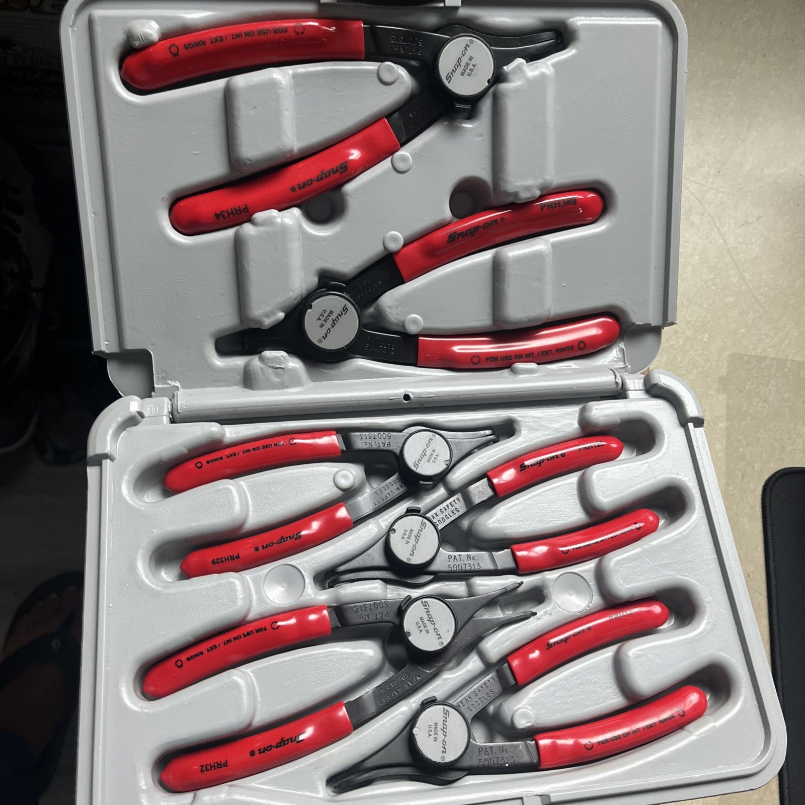 Snap-On Tools 6 Piece Convertible Retainer Ring Pliers Set w/Case PRH406 Garage