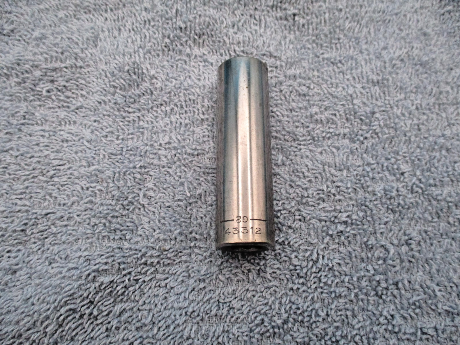 Craftsman 1/2″ Socket Deep Well 3/8″ Drive 12 Point SAE -G2- #43312 USA