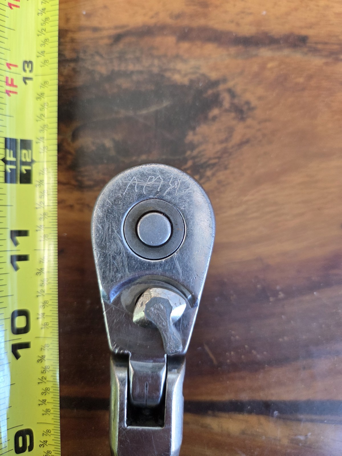 CRAFTSMAN USA – 3/8″ Drive 12″ Long Handle Flex Head Ratchet Ribbed Handle 44836