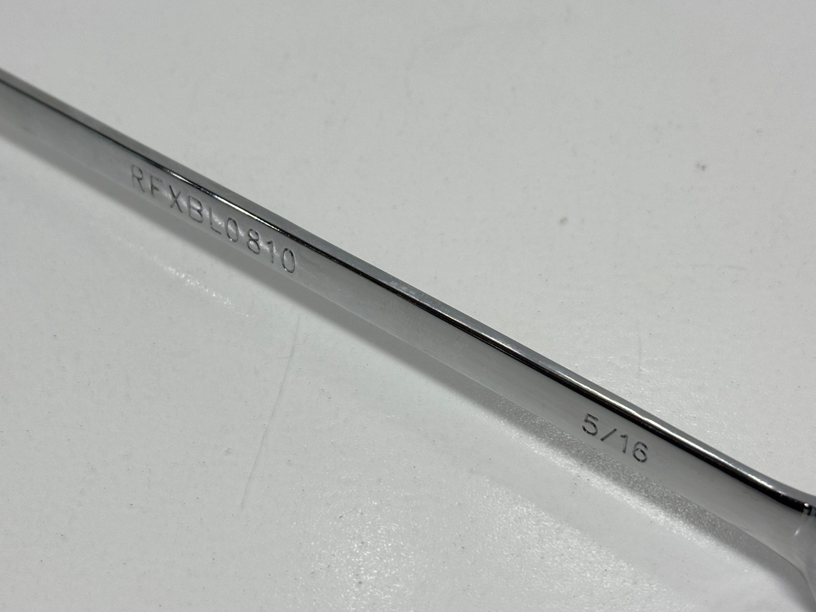 Matco Tools RFXBL0810 SAE 1/4″ x 5/16″ Extra Long Double Flex Ratcheting Wrench
