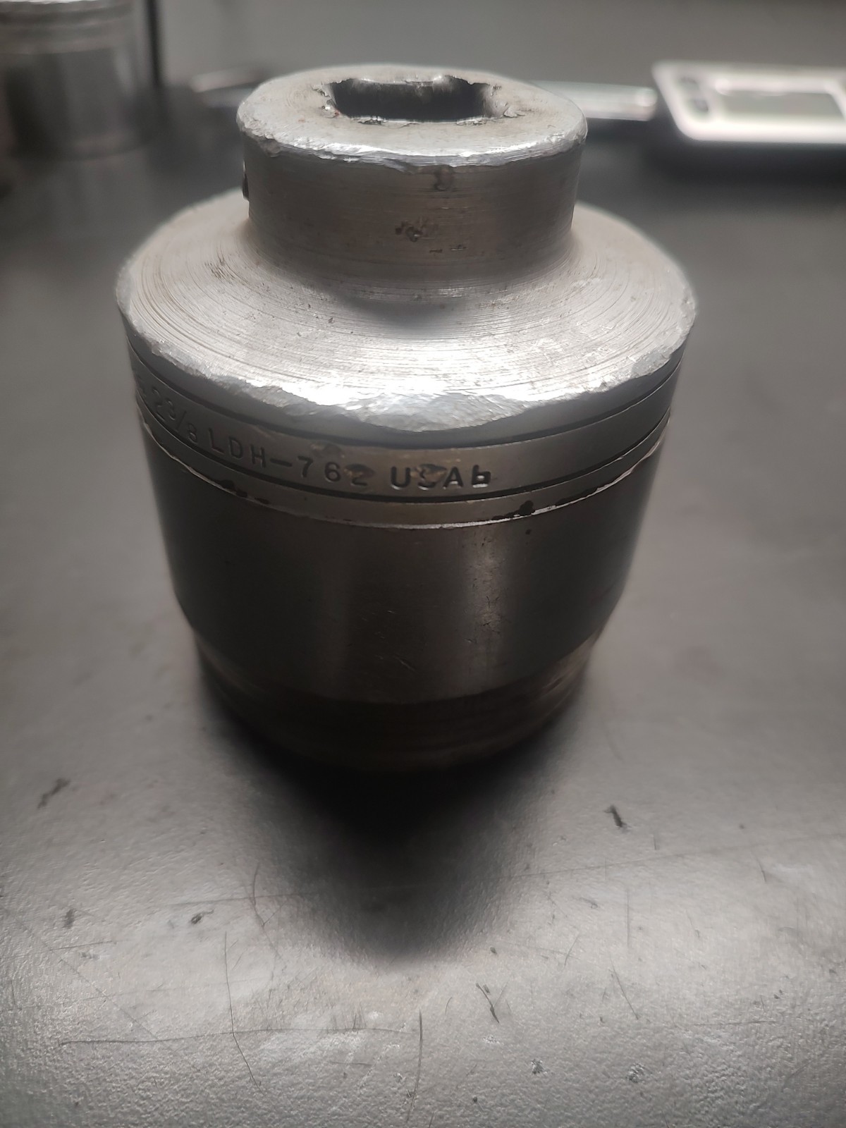 Snap-on 2 3/8 » 3/4” Drive 12 Point LDH-762