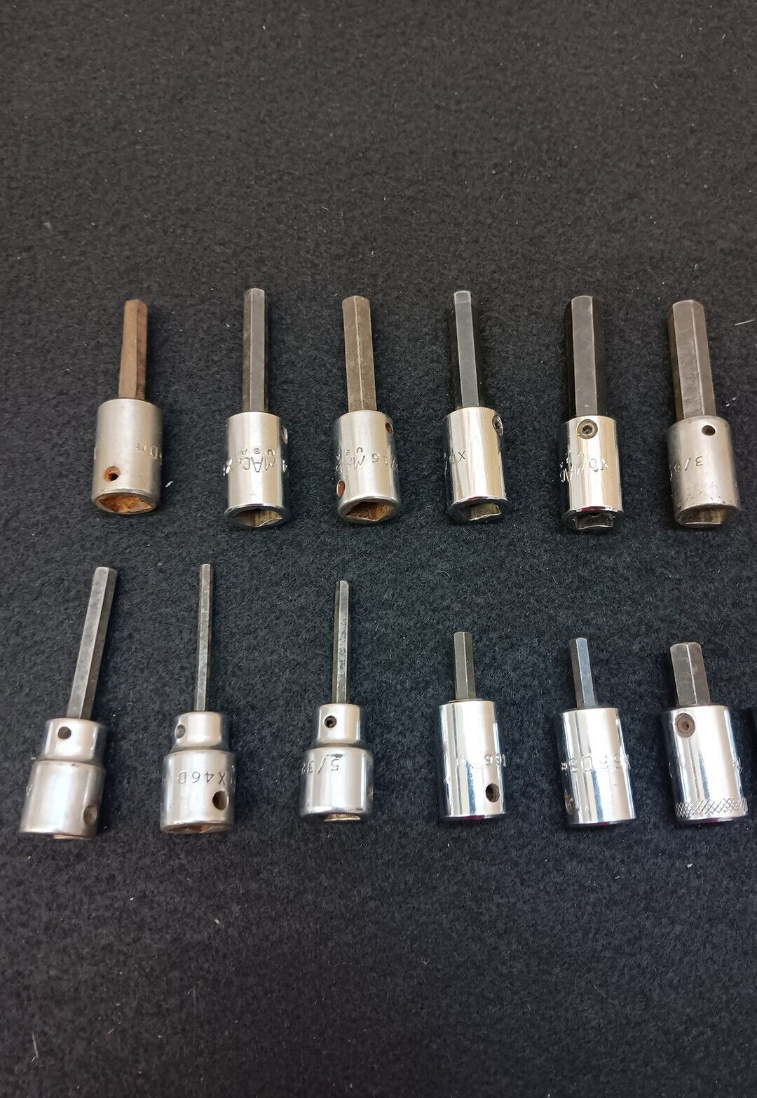 MAC TOOLS 12 PIECE 3/8″ DRIVE ASSORTED METRIC AND SAE ALLEN CHROME SOCKETS
