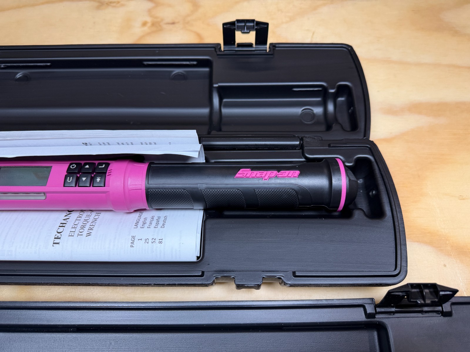 Snap-on Tools NEW 2pc PINK & GREEN 3/8″ & 1/2″ Drive Digital Torque Wrench Set