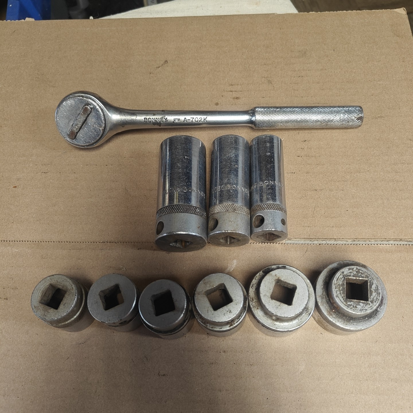 VTG BONNEY 1/2″ DRIVE A-702K RATCHET W/ 9 PC 12 PT SOCKETS 13/16 -1 1/4 READ