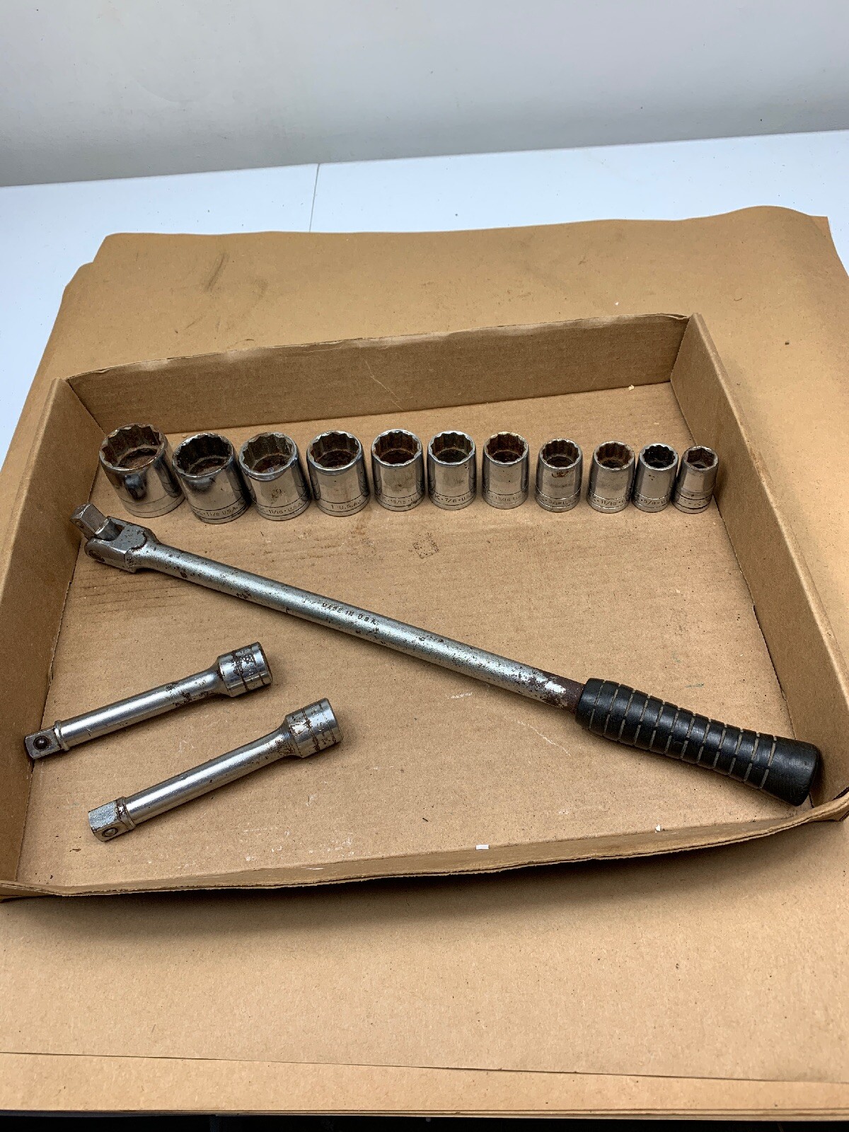 SK Professional Tools S-K 41653 1/2″ Drive Breaker Bar 17″ Long Plus 11 Sockets