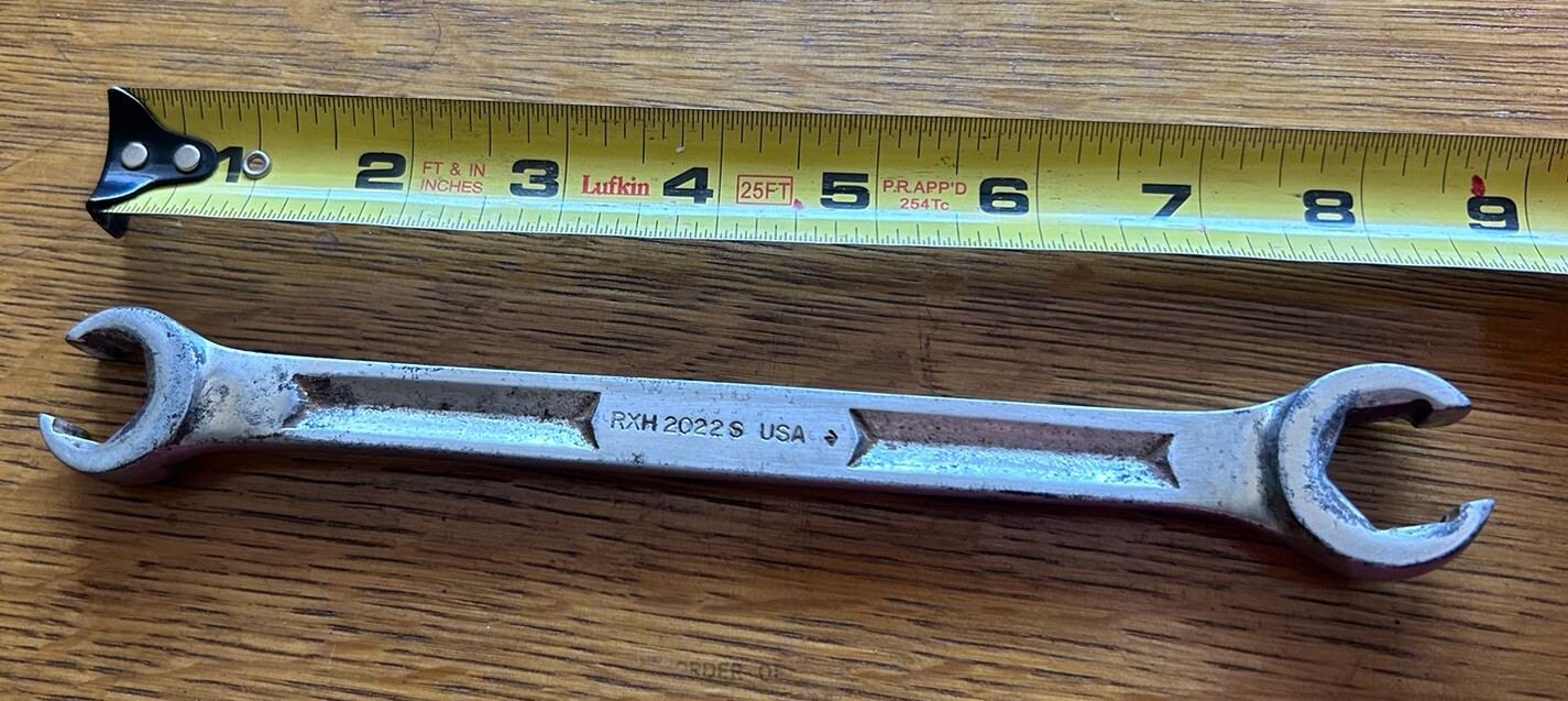 Snap-On 5/8″ 11/16″ 6 Point SAE Flare Nut Wrench (RXH2022S)