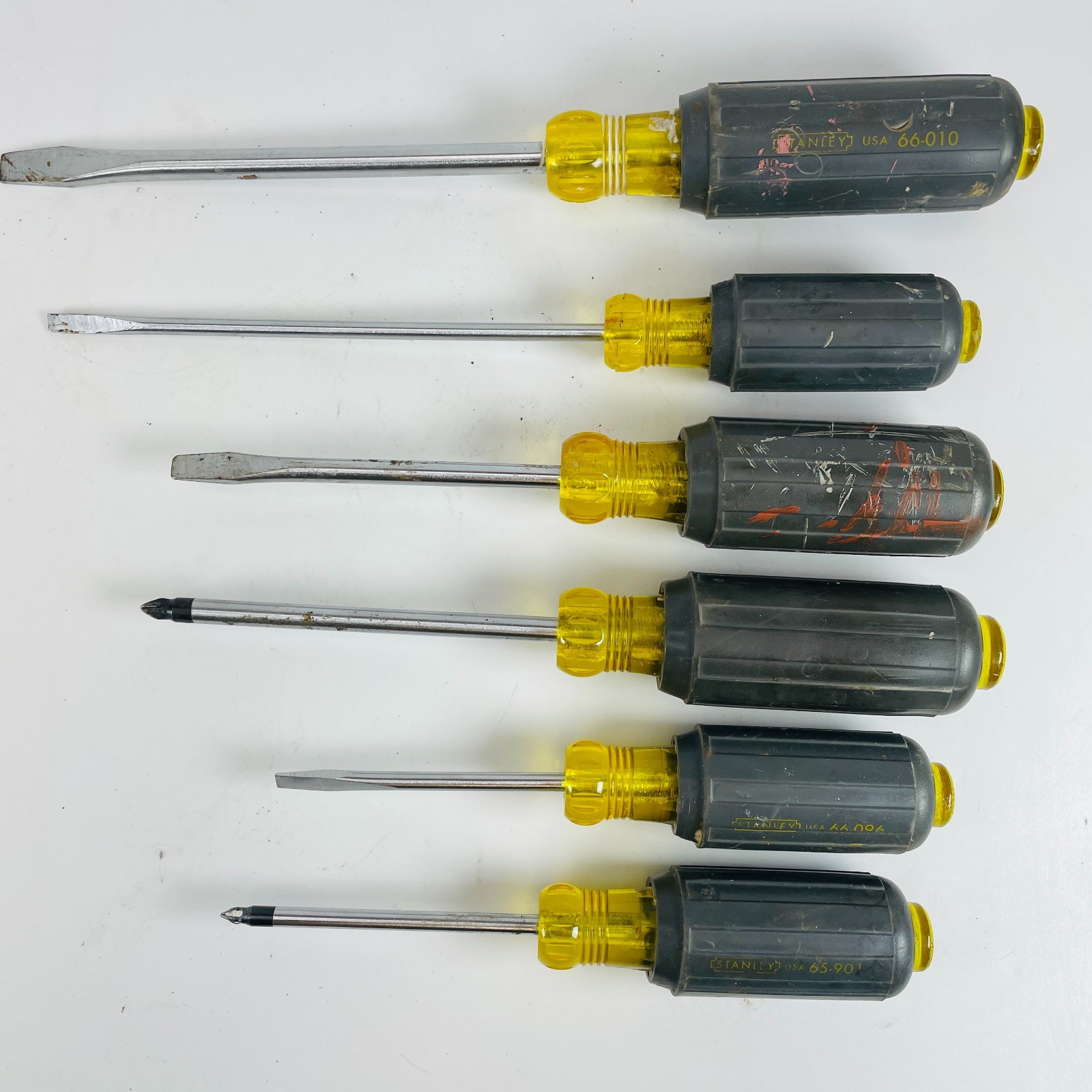 6 Stanley Contractor Grade Screwdrivers Cush Grip USA 66-010 65-901 66-096 Set