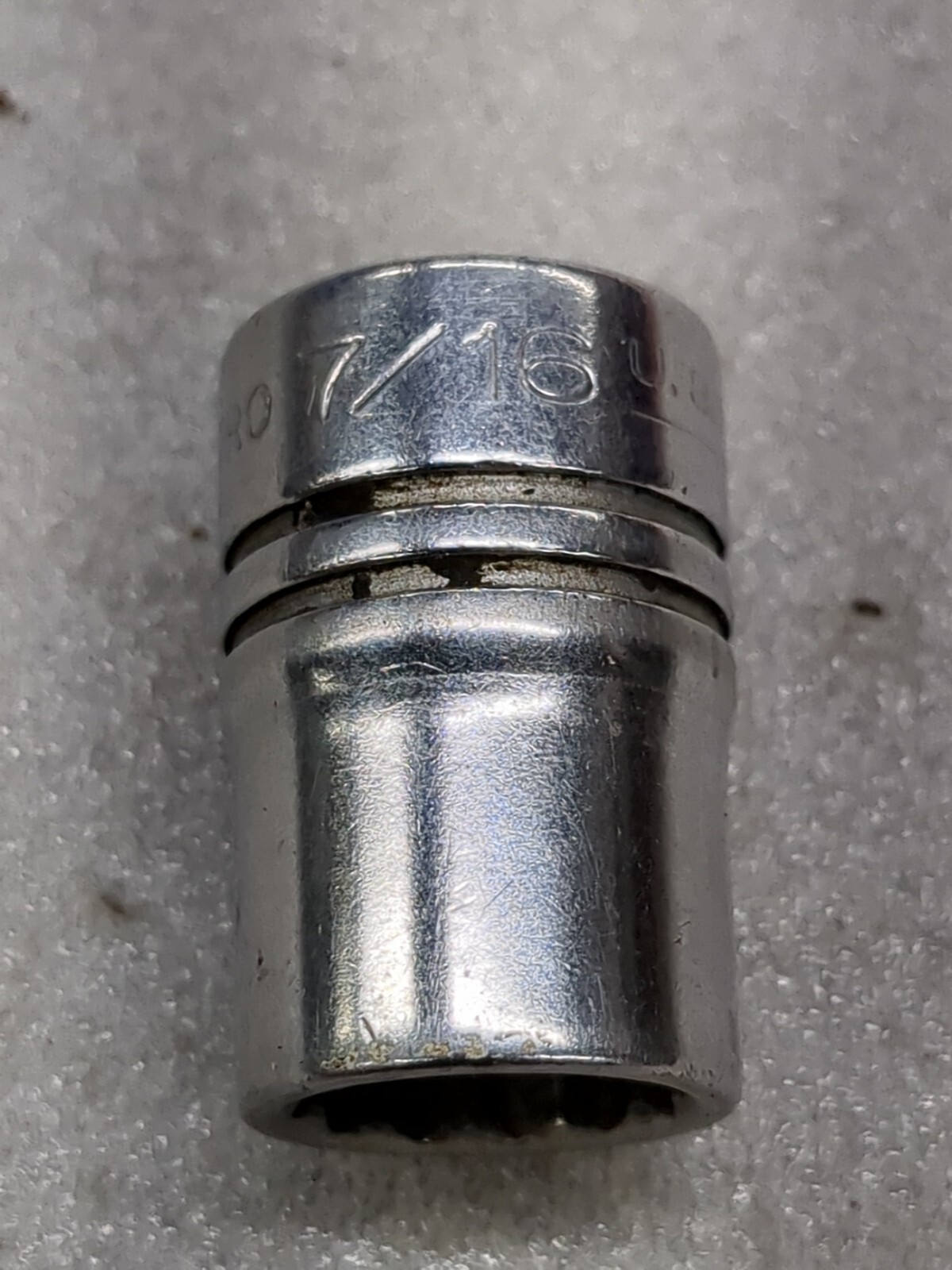 Vintage Indestro 3/8 DRIVE 12 POINT 7/16″ Standard Socket 6214