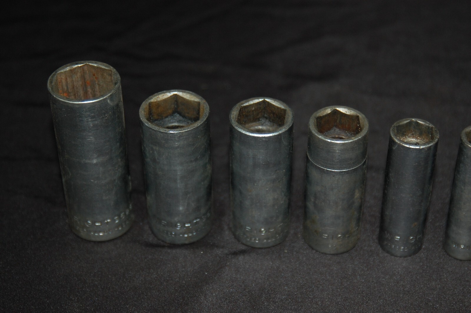 Wright Tool USA 7-Piece Set 3/8″ Drive SAE Deep Socket Set 3/8″–13/16″