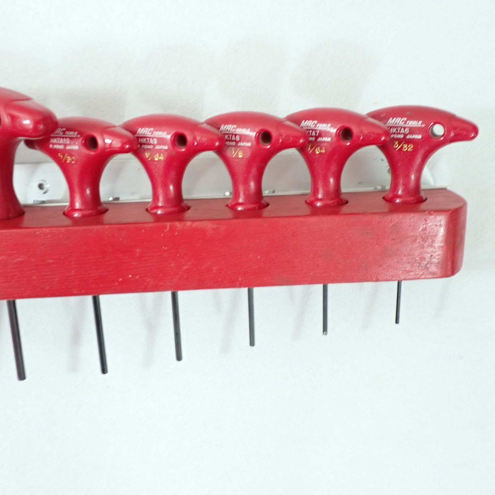 Mac Tools HKTA SAE T-Handle Hex Allen Wrench 10 pc Set 3/32″-3/8″ w/Red Rack