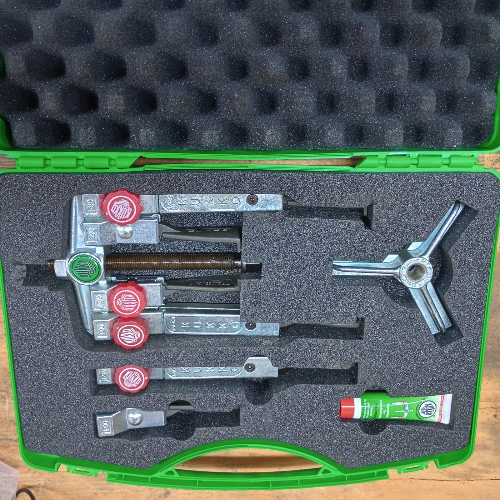 Kukko KS-2030-1-193+S Precision German Puller Set