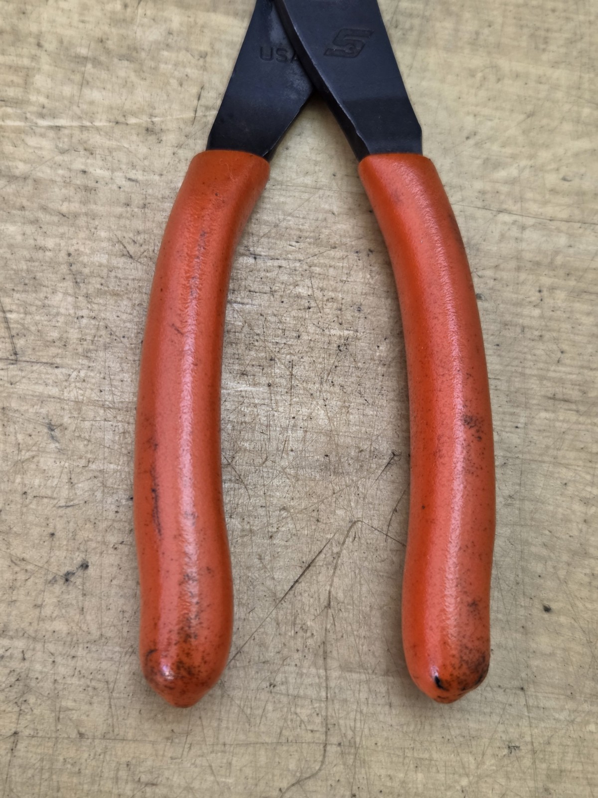 Snap On 97ACF – 9″ Long Soft Grip Needle Nose Pliers
