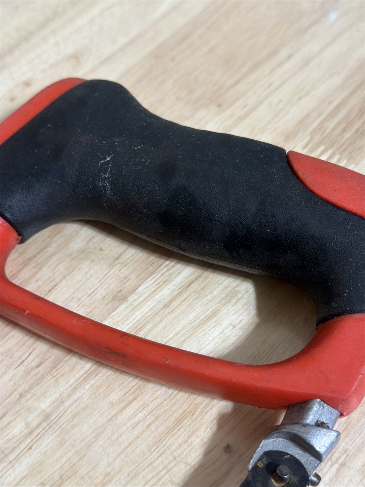 Snap-on Bi-Mold Soft Grip Handle Hacksaw HSG319 Red Very Nice 1B Needs Blade