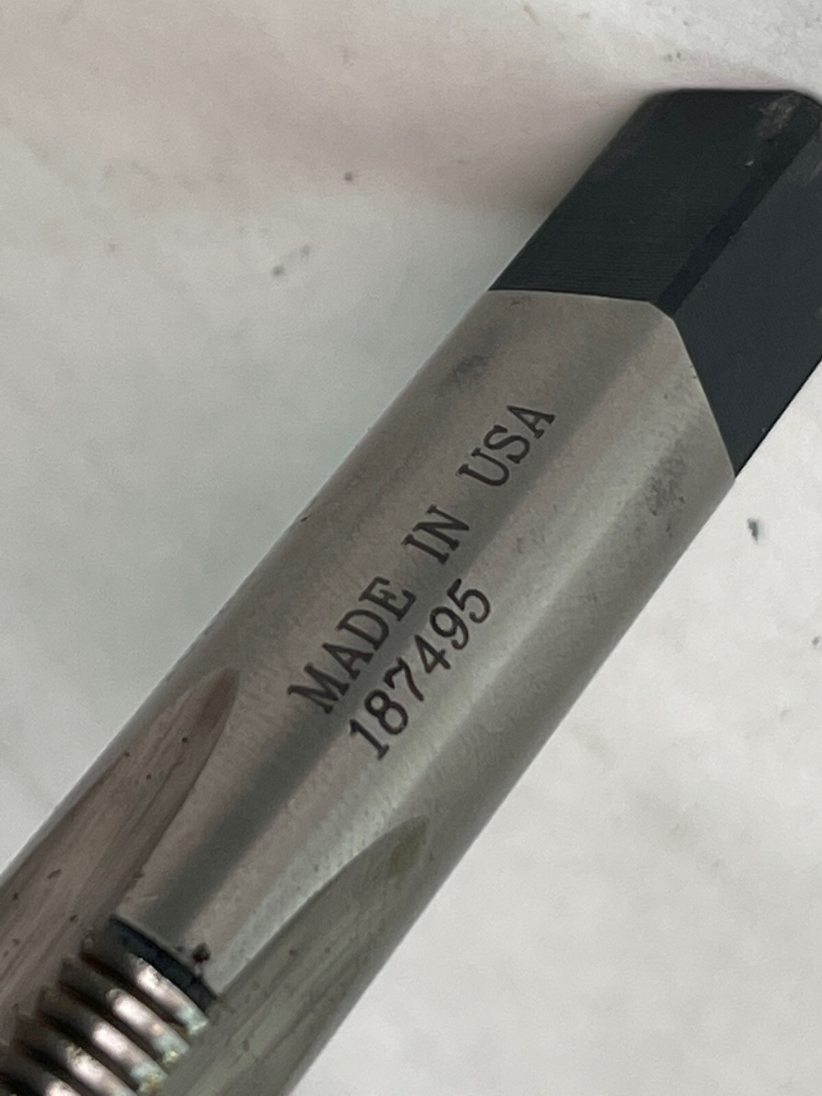 5/8-18 NF Thread 4 Flutes, Plug Chamfer Bright Finish HSS Pipe STI NF (23AG39)