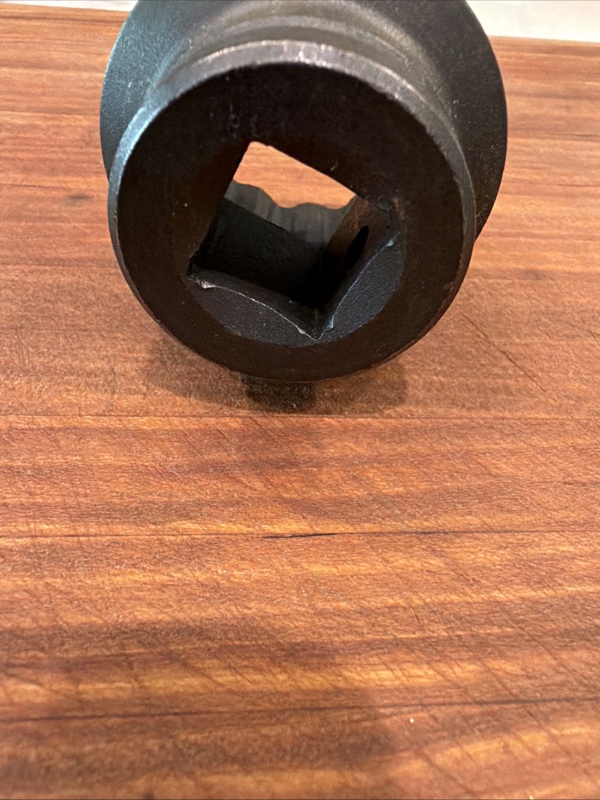 Proto 07526T: 3/4″ Drive 12-Point 1-5/8″ Standard Impact Socket – Black