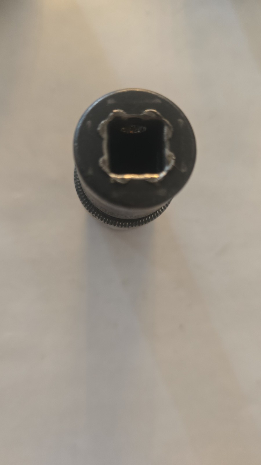 Snap On 3/8″ Drive 11/16″ 6PT SAE Impact Universal Swivel Socket IPF22B