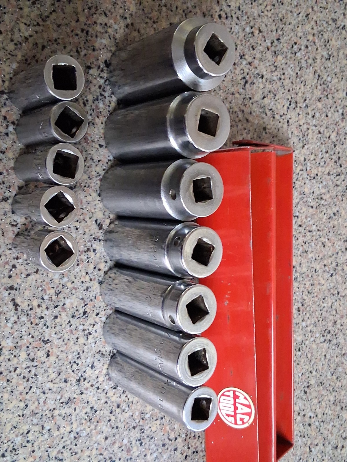 Mac XD Series 3/8″ Dr. 6 &12 Pt Deep Socket 12 Piece Set 1/4″- 15/16″ 🇺🇸