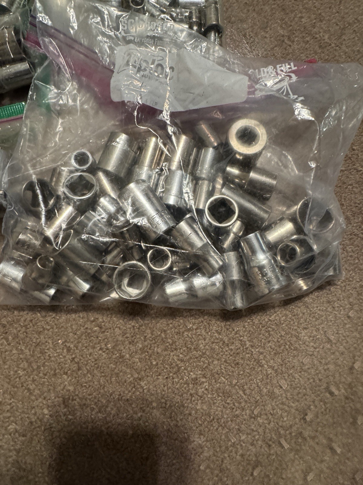Craftsman Socket Variety 124 pieces in total, include 9 deep sockets and swivel