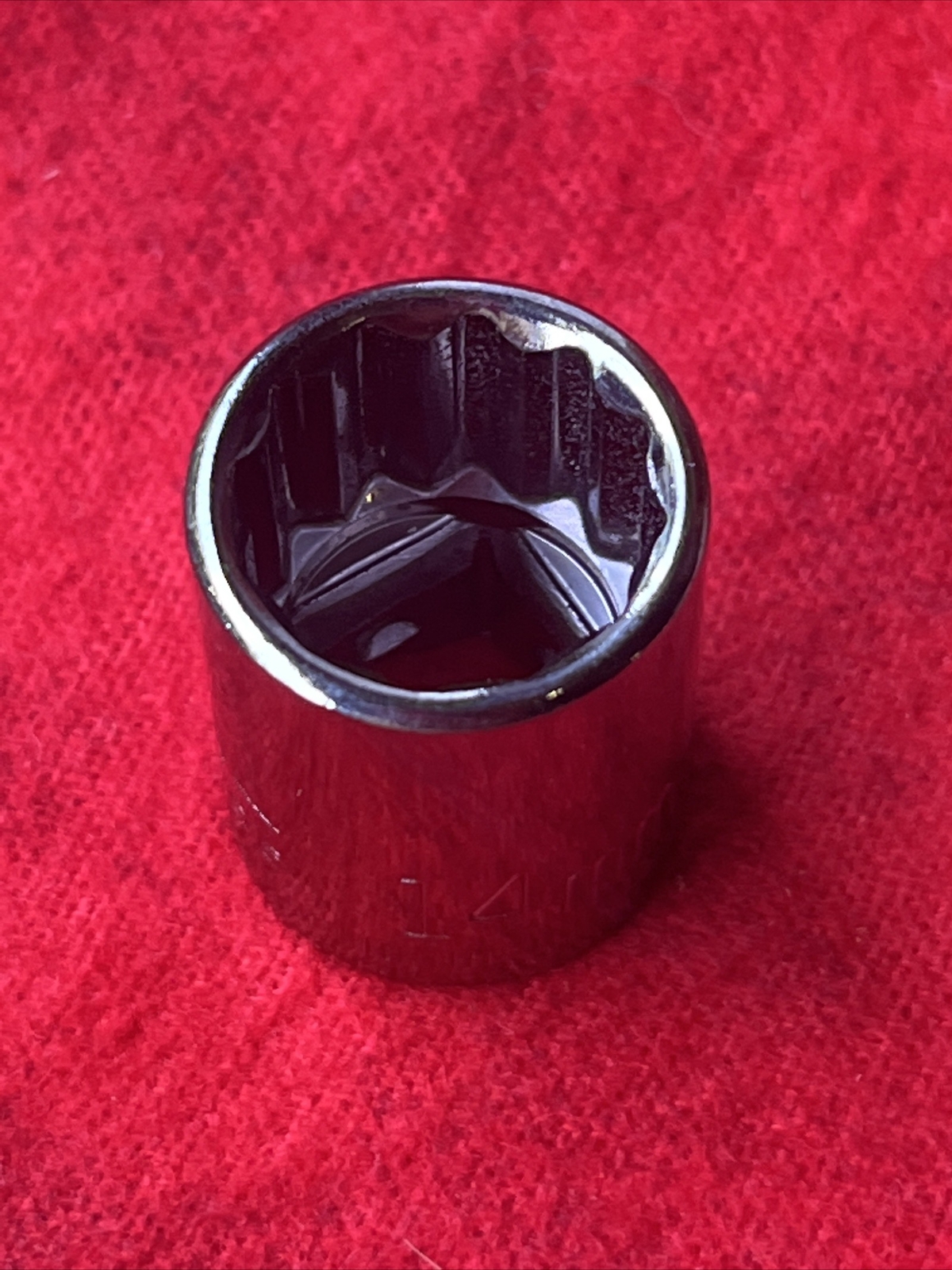 CRAFTSMAN -G2-43305 (reverse) SOCKET, 14MM, 3/8″ DRIVE, 12 POINT – USA (t22)