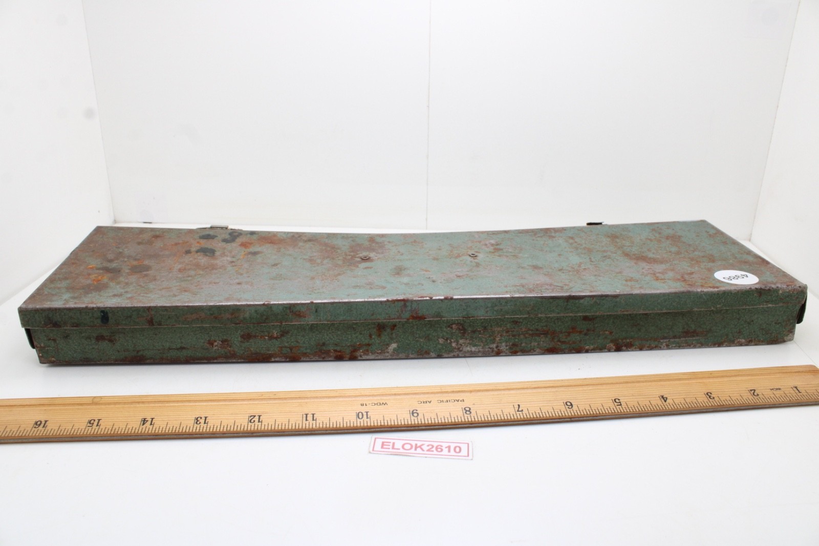 S-K TOOLS 17.5”x5”x 1- 1/2″ 3/8″ Green Metal Socket/Ratchet Box USA