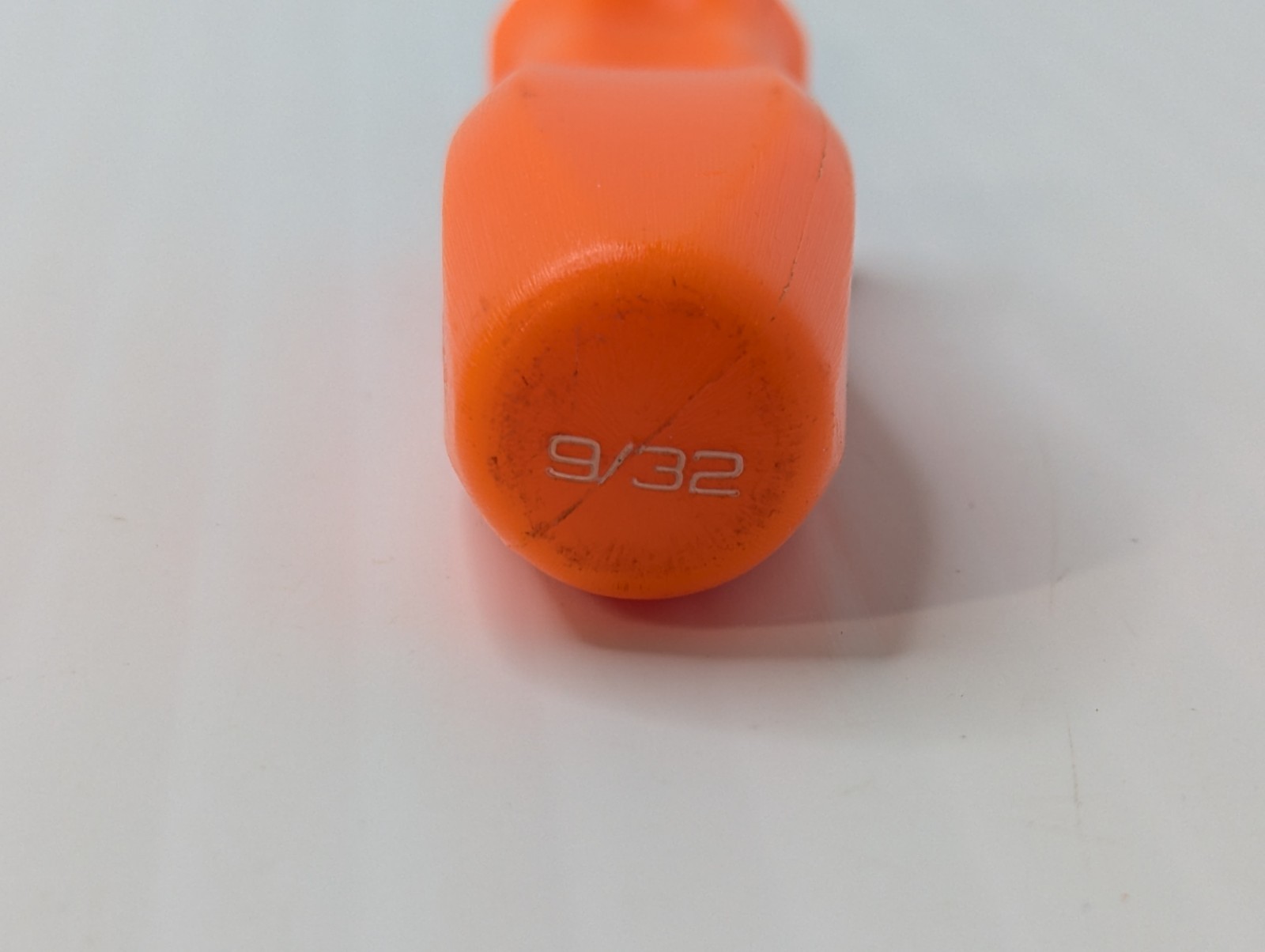 Snap on Tools NDD109AO 6-Point SAE 9/32″ Hard Handle Nut Driver (Orange) USA