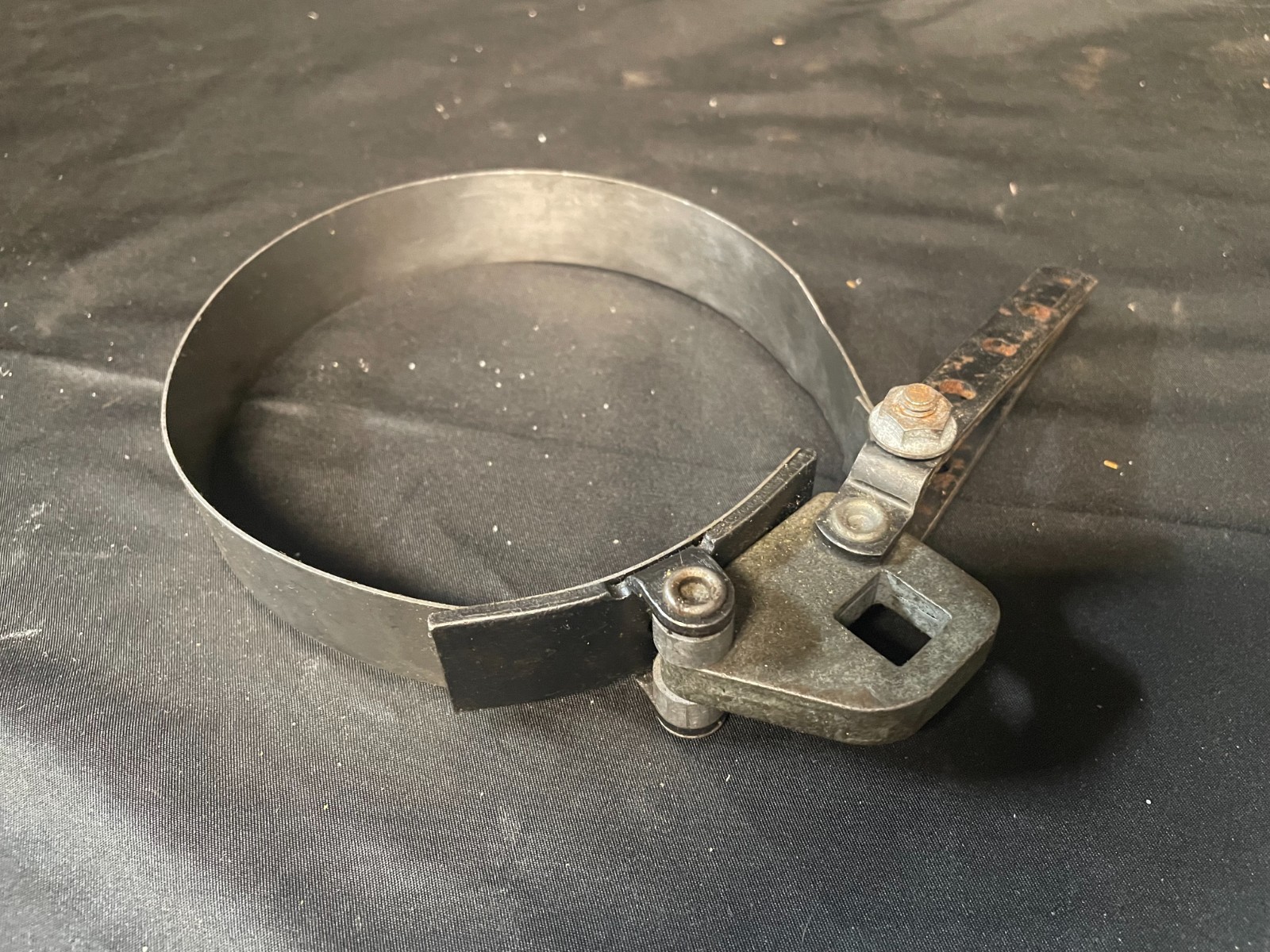 Adjustable Heavy Duty Oil Filter Band Wrench Pivoting Jaw Extension Mechanic