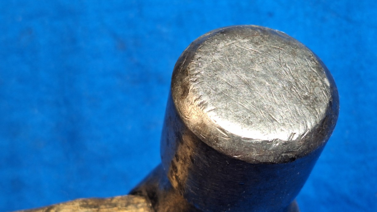 Blue Point BP40B 40oz Ball peen hammer wood handle tight head