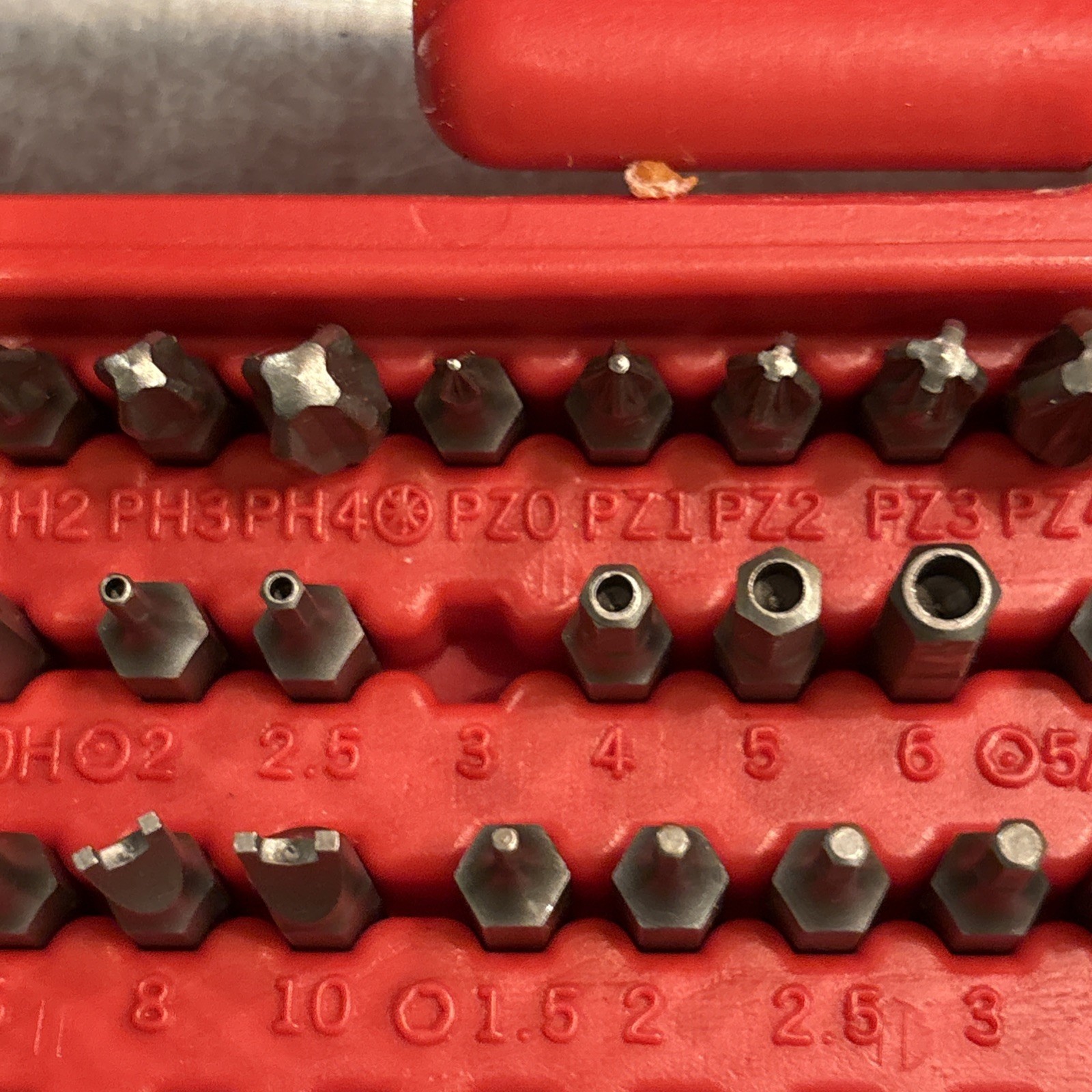 Mac Tools 123 Piece Master Bit Set