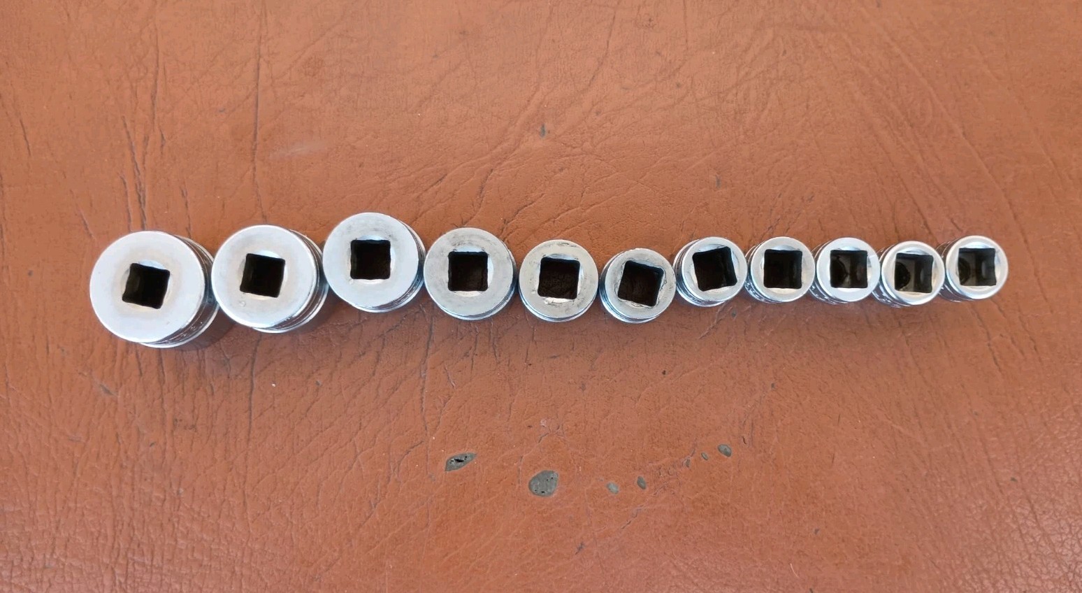 Vtg. Snap-On 3/8″ Drive 11 Pc. SAE 12 Pt Socket Set With Holder 1/4″ to 7/8″ USA