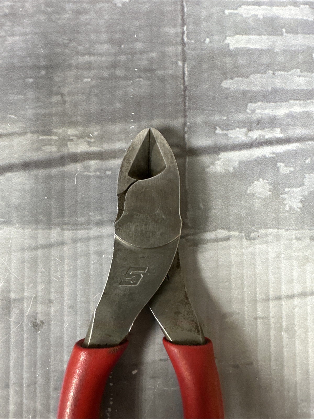 Snap-on 86ACF 6-1/2 Inch Red Grip Power Edge Diagonal Cutters