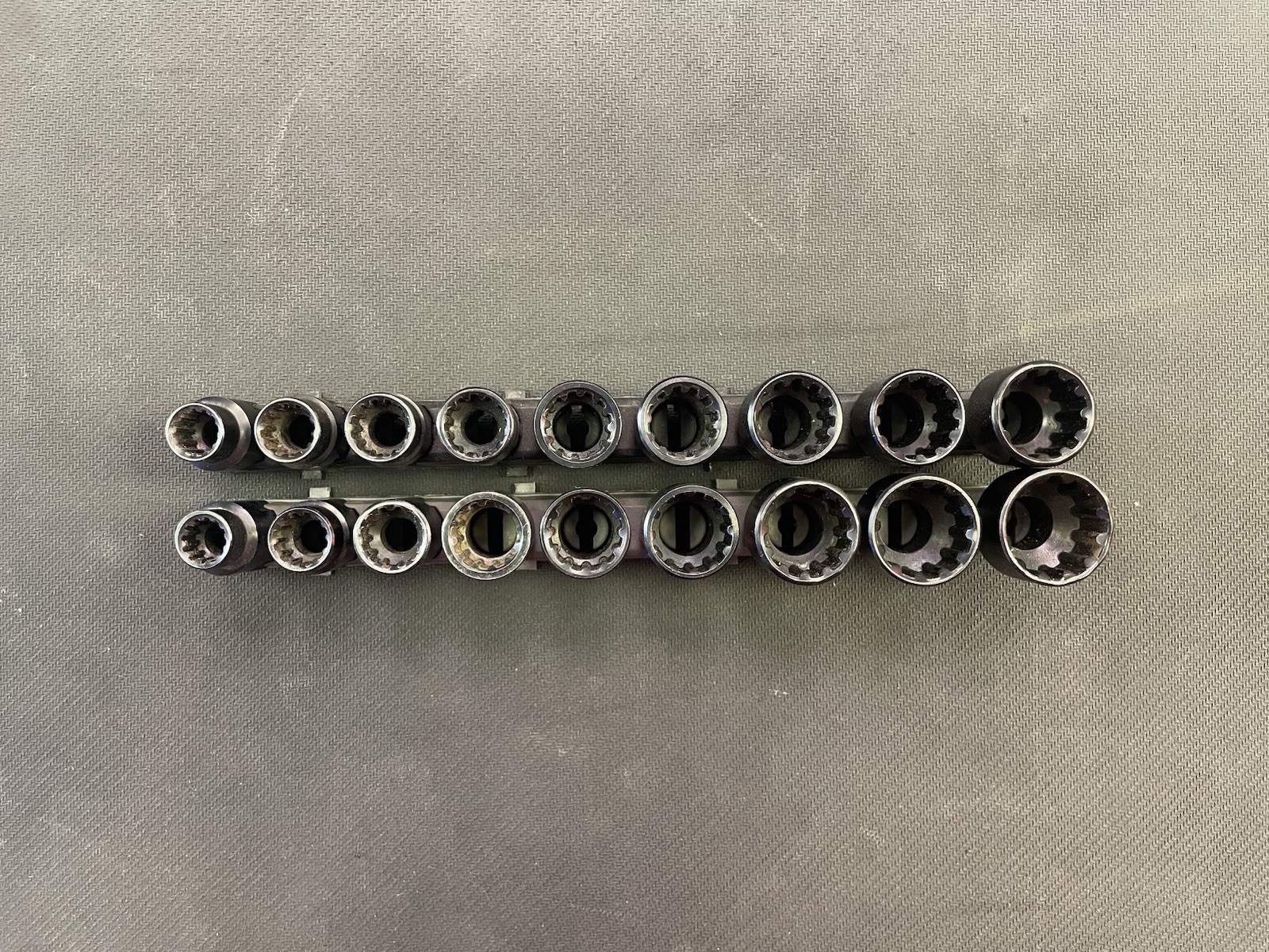 Crescent SAE/Metric Pass Through Socket Set