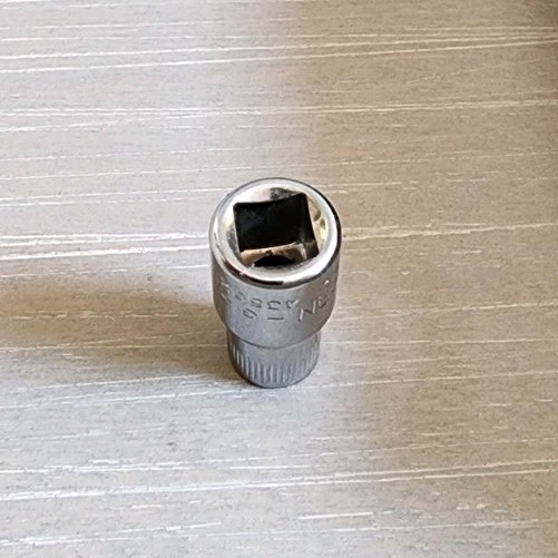 Craftsman USA 6mm Socket 6 Point 1/4″ G 43502 (Top Knurl)