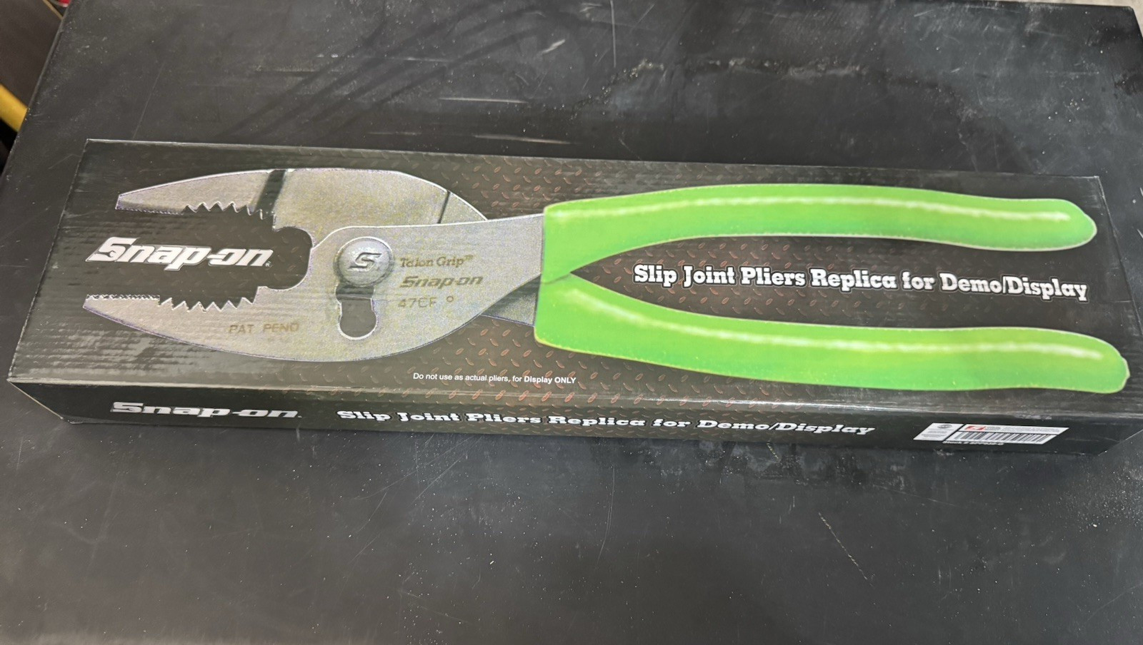 Snap-on Big Green Demo Pliers 47ACF with free Cruz Pedregon Car 1:64 Set Limited