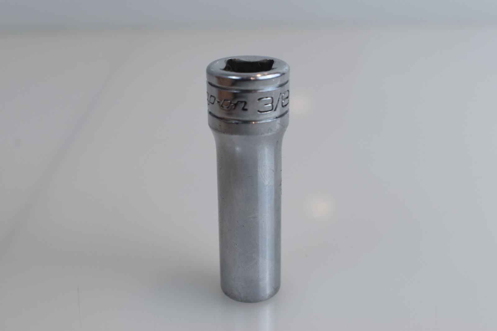 Snap On Tools SF121 3/8″ SAE Flank Drive Deep Socket 3/8″ Drive 12 point USA