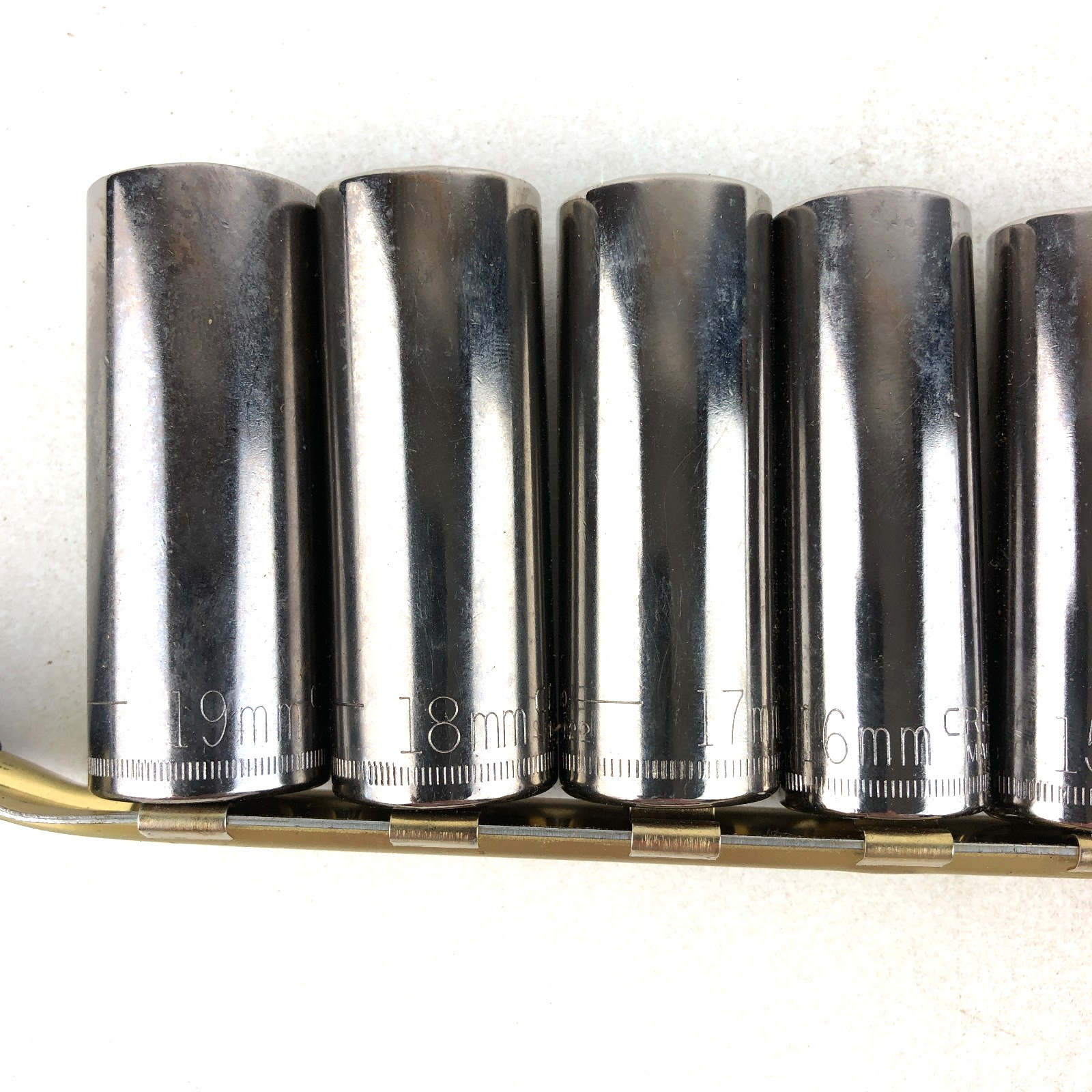 Vintage Craftsman 3/8″ Drive Metric Deep Socket Set 9mm – 19mm 12 Pt G G1 w Rail