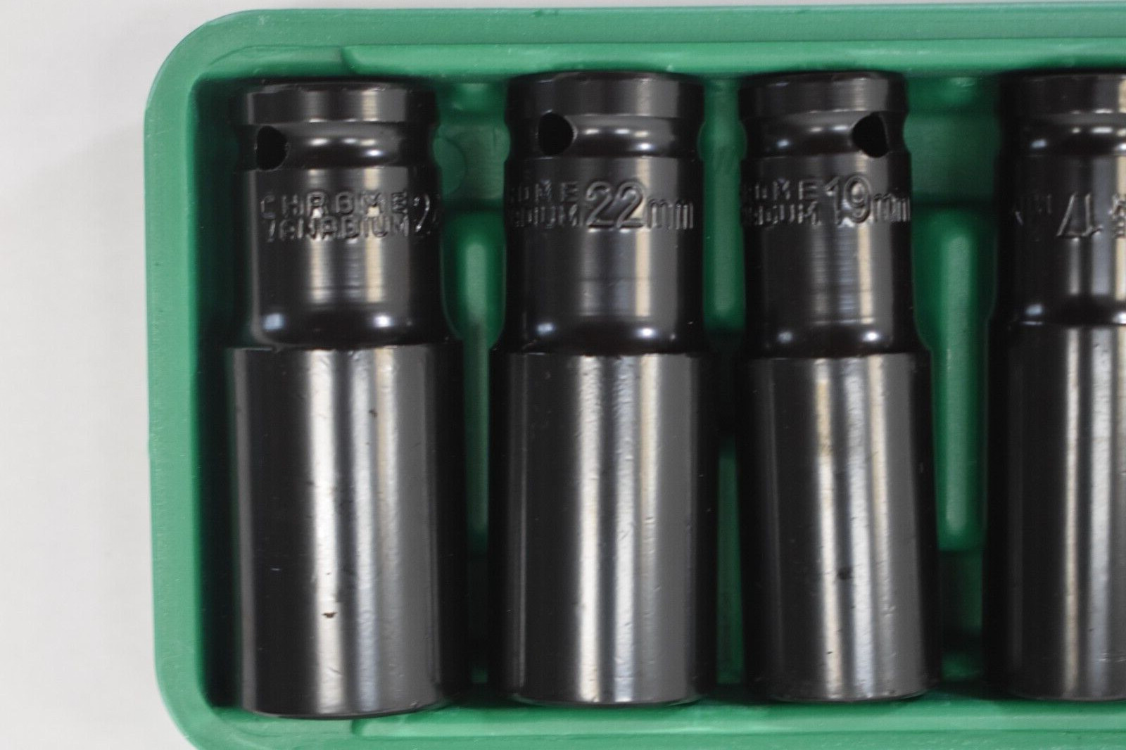 10 Piece Socket Set Black Finish Tools Assorted Long Neck Tools w Green Case