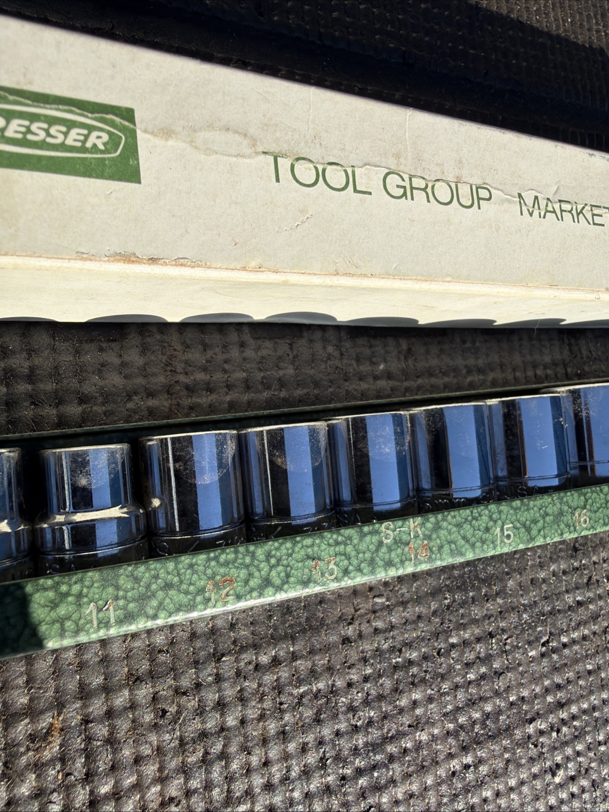Rare SK Dresser Tools “No. 13” Socket Set Metric 3/8” 13pcs W Metal Tray 7-19mm