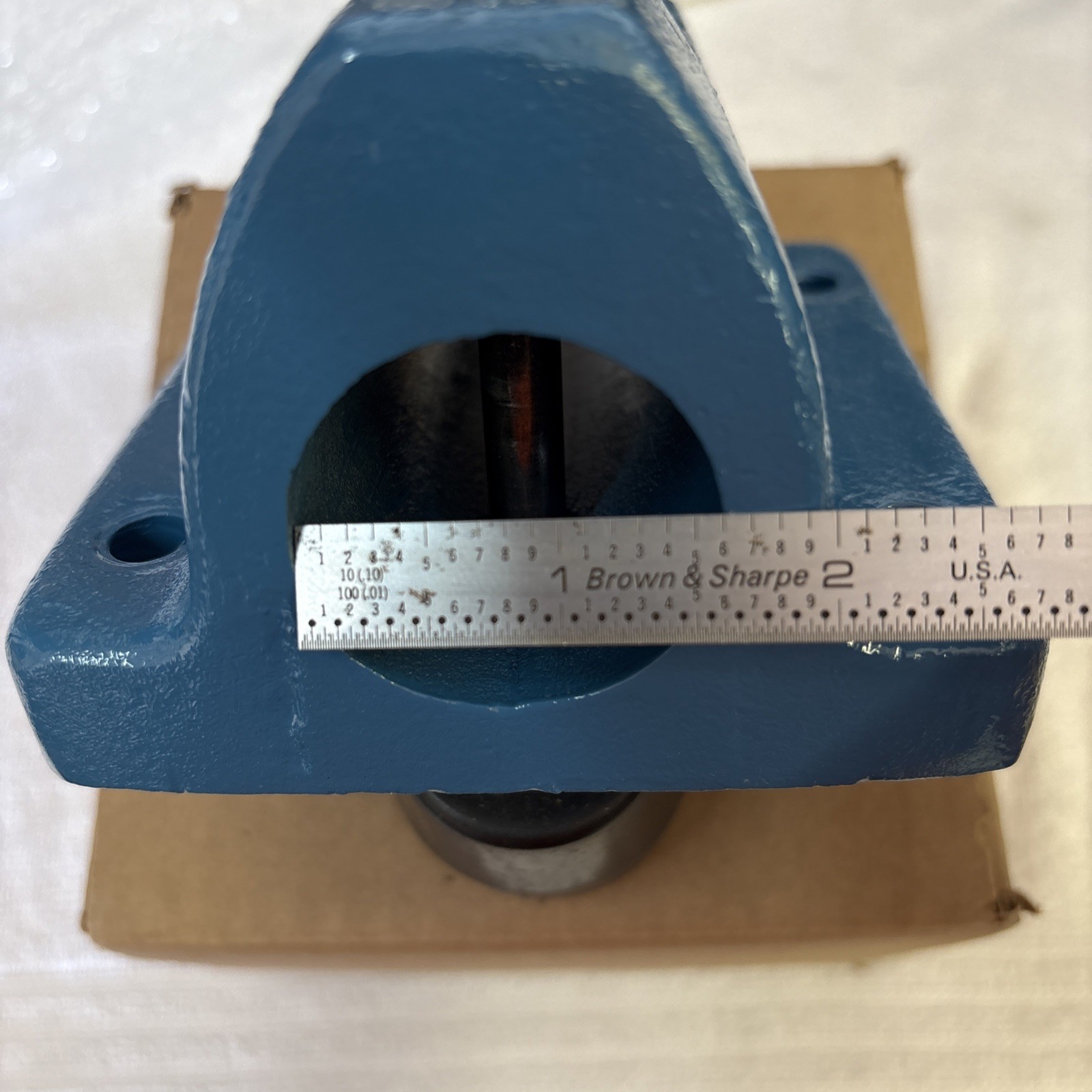 Kent Moore J 3289-22 Pin, W / Cast Aluminum Transmission Fixture Bench Mount.