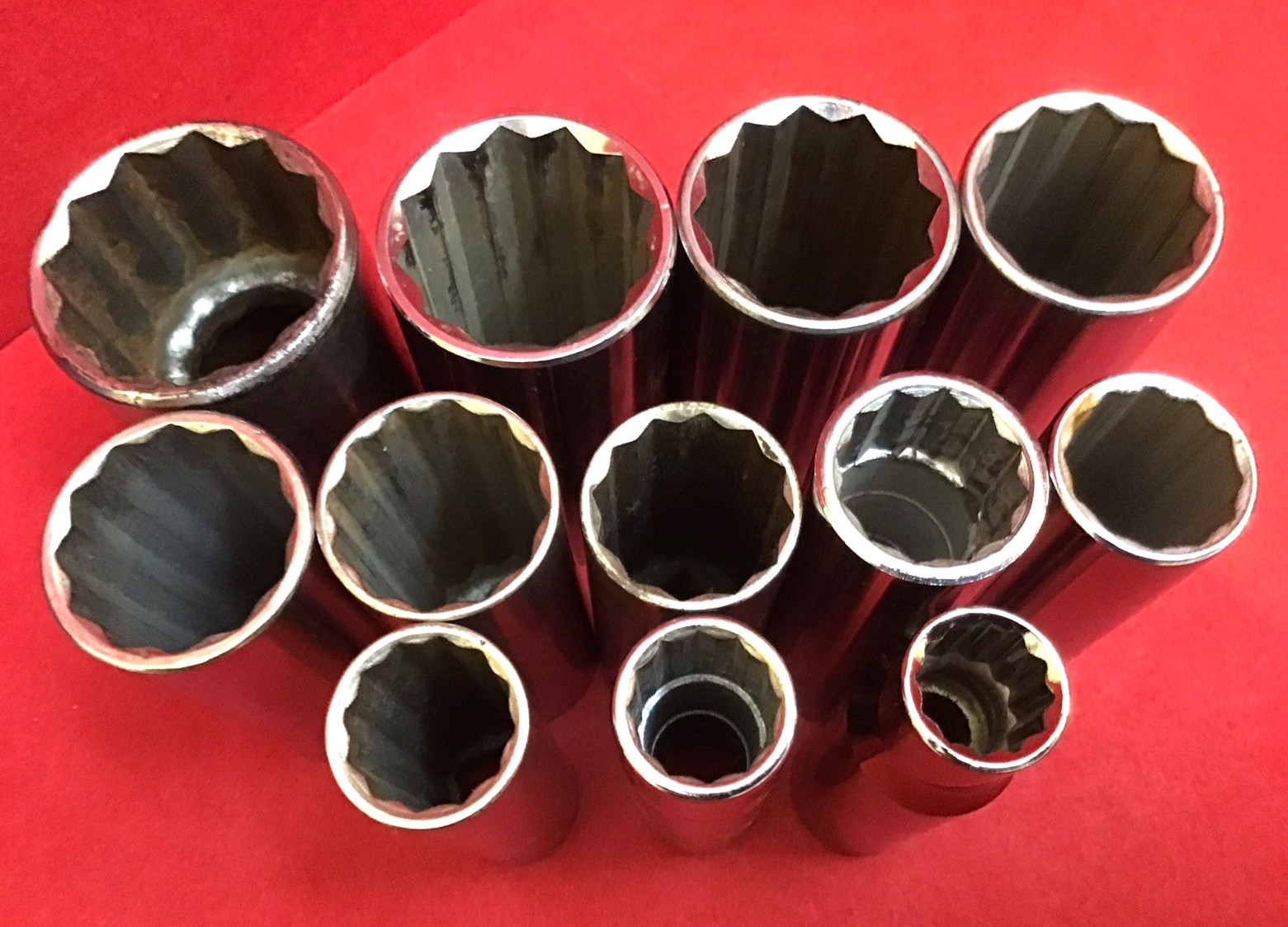 CRAFTSMAN USA 1/2” DR. 1/2” To 1 1/4” DEEP SOCKET SET. 12 POINT -CHROME – USED