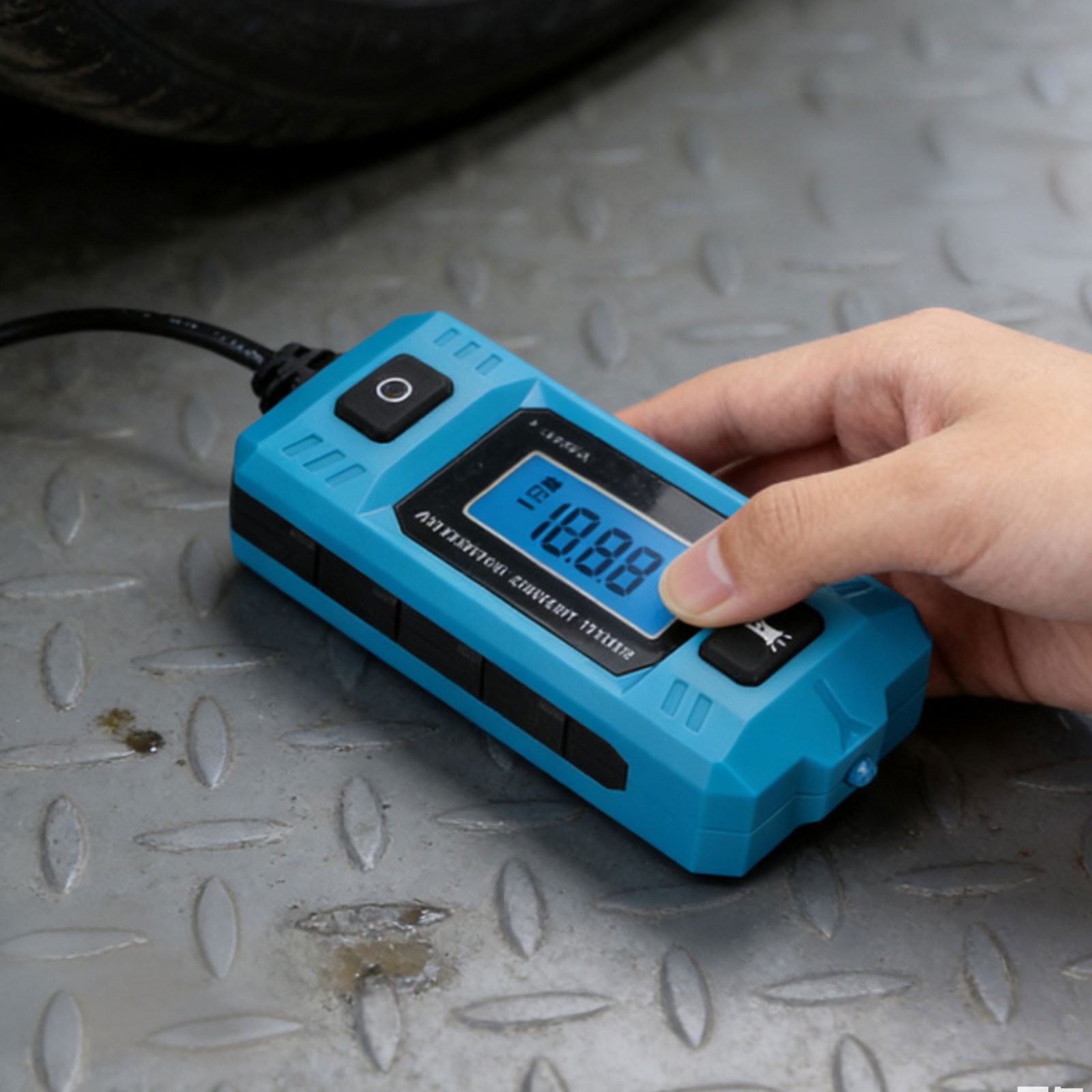 Car Circuit Tester with LED Display for 12V and 0 01 to 19 99 Amp Range