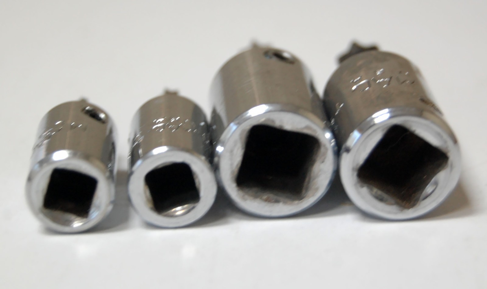 Four MAC Torx Bits Sockets T8 & T25 1/4″ Drive T40 & T50 3/8″ Drive USA