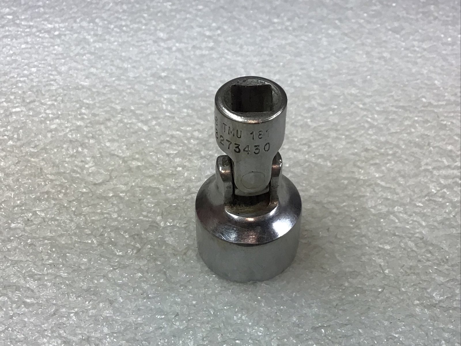 Snap On TMU181 – 9/16”, SAE, 1/4″ Dr., Chrome, 12Pt., Swivel Socket-USA-NICE-