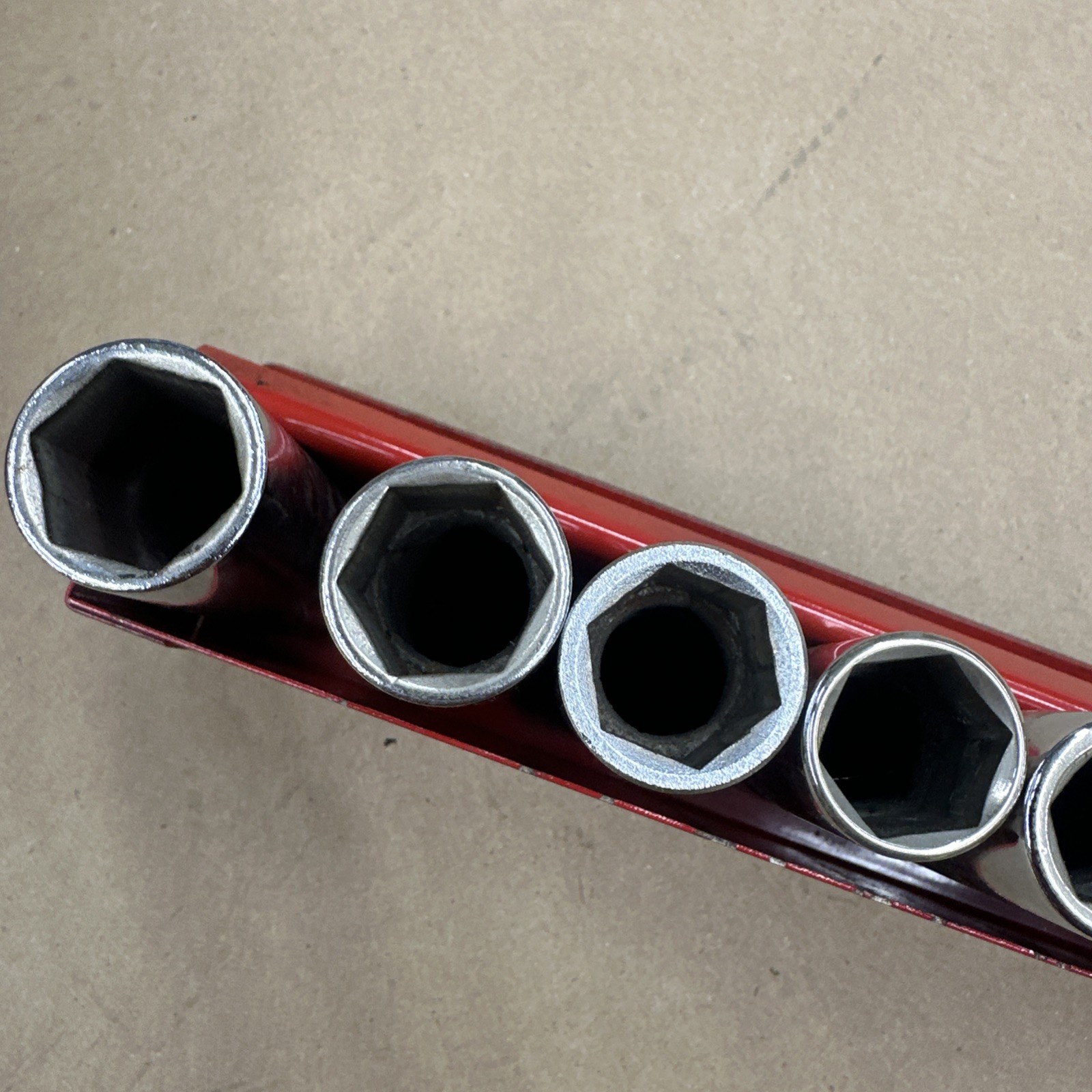 Mac Tools 10-PC. 1/2” Drive Metric Deep Socket Set – 6-PT. 10-19mm USA Made