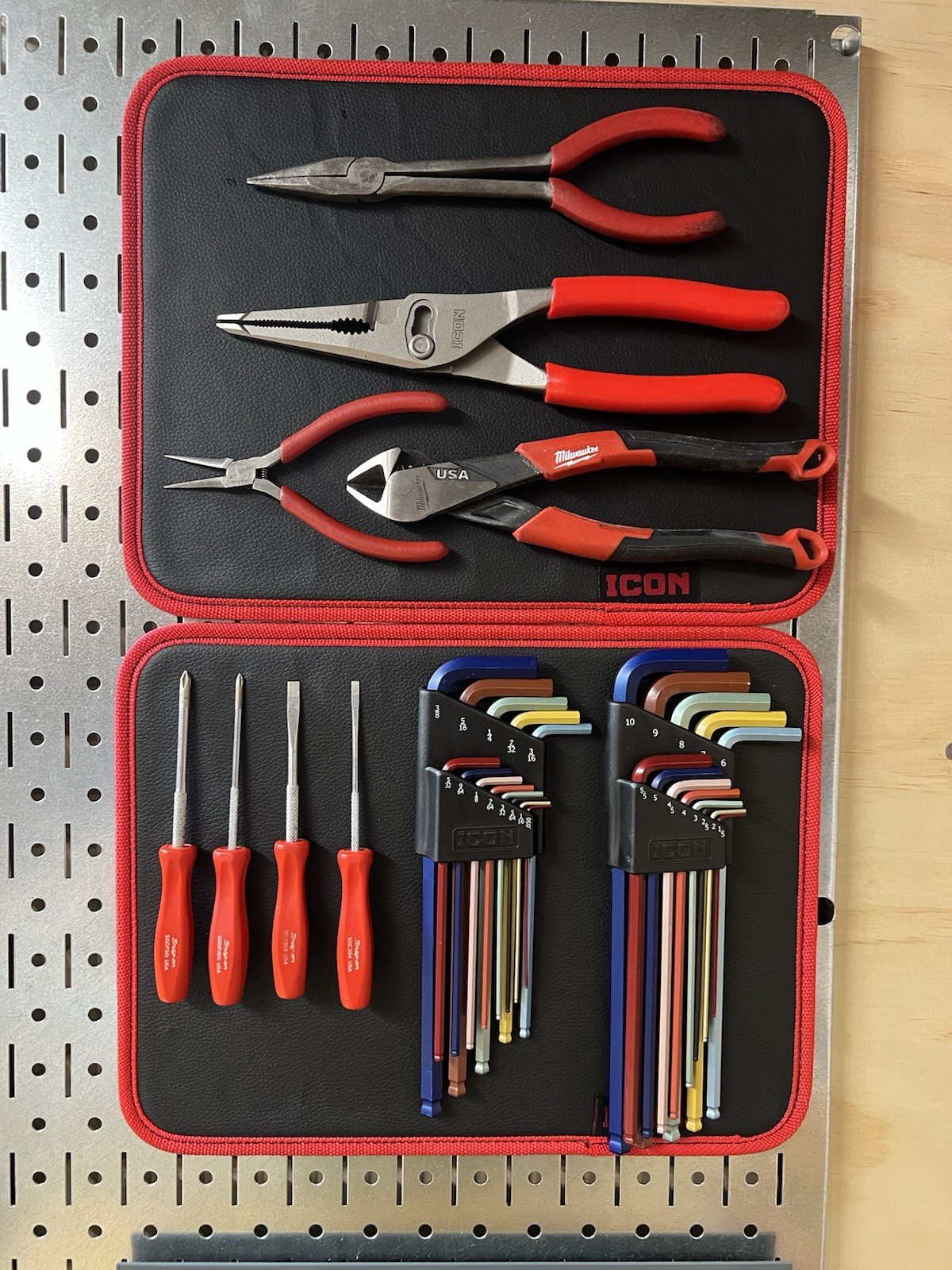 Icon Magnetic Tool Mat Non Slip BRAND NEW 70077 HARD TO FIND!