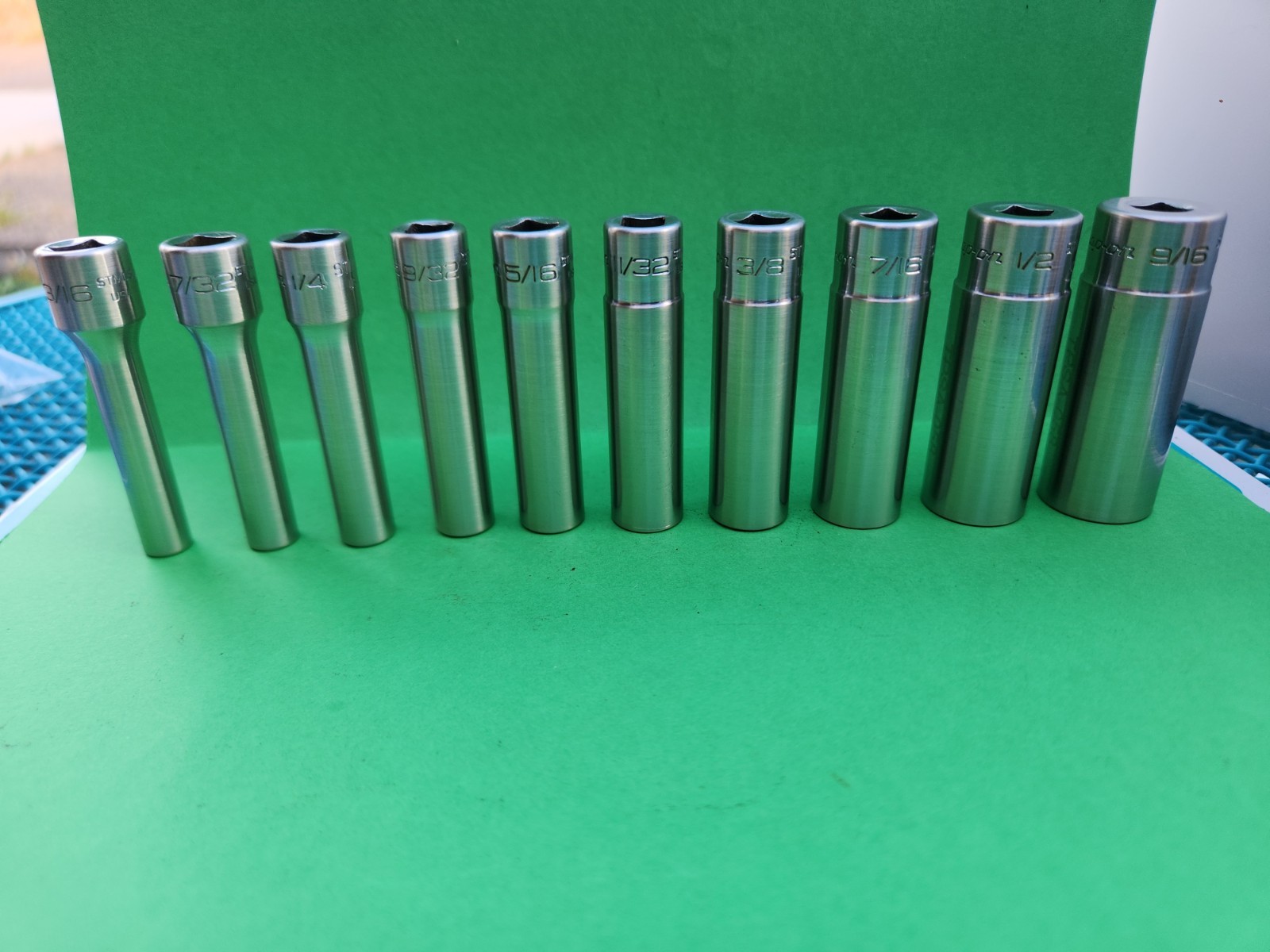 10 Snap-on 110STMDY Deep Socket Set 1/4″ Drive SAE 3/16 – 9/16 STMD6-STMD18 A3