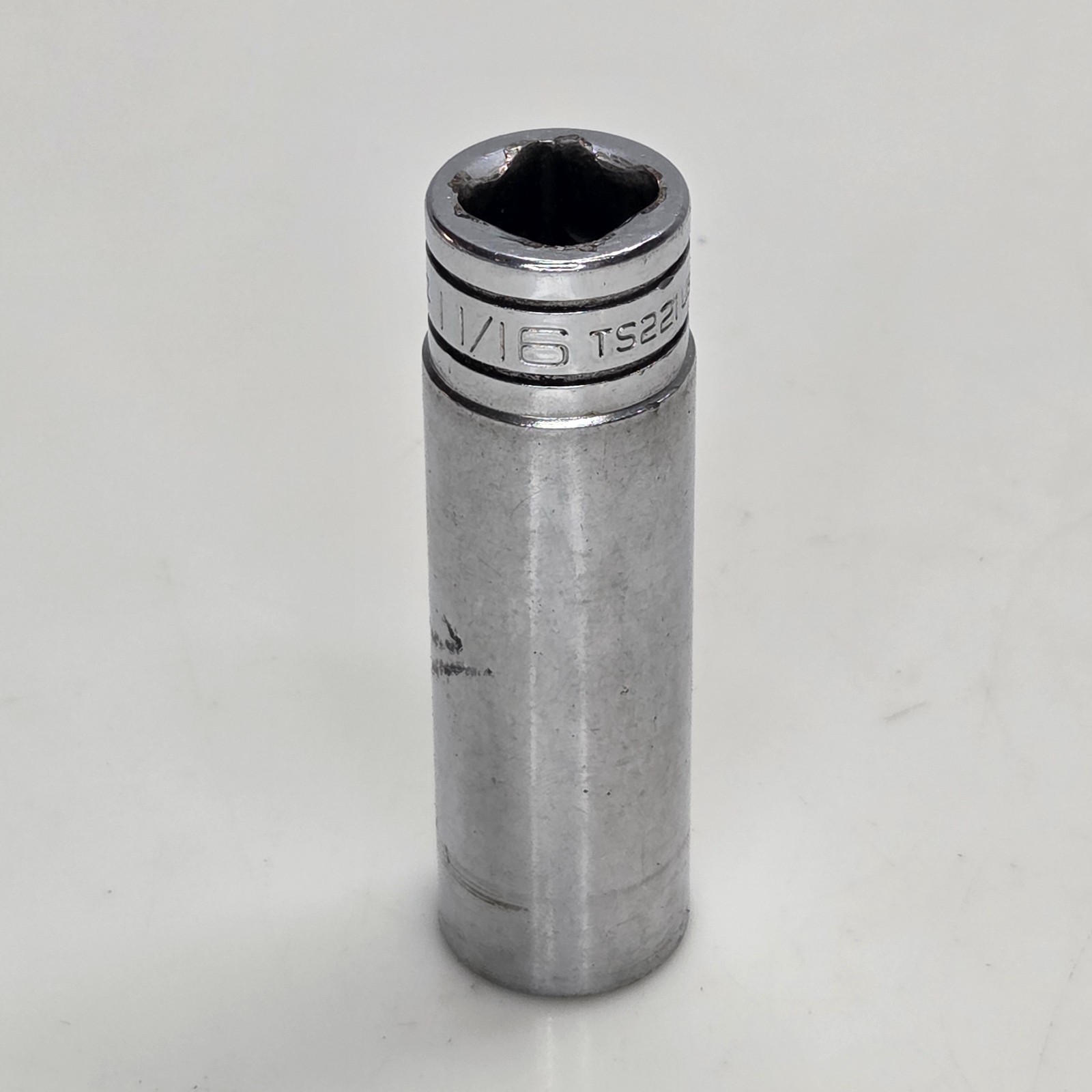 SNAP-ON 1 1/16″ TS221 DEEP SOCKET 1/2″ DRIVE CHROME 6-POINT