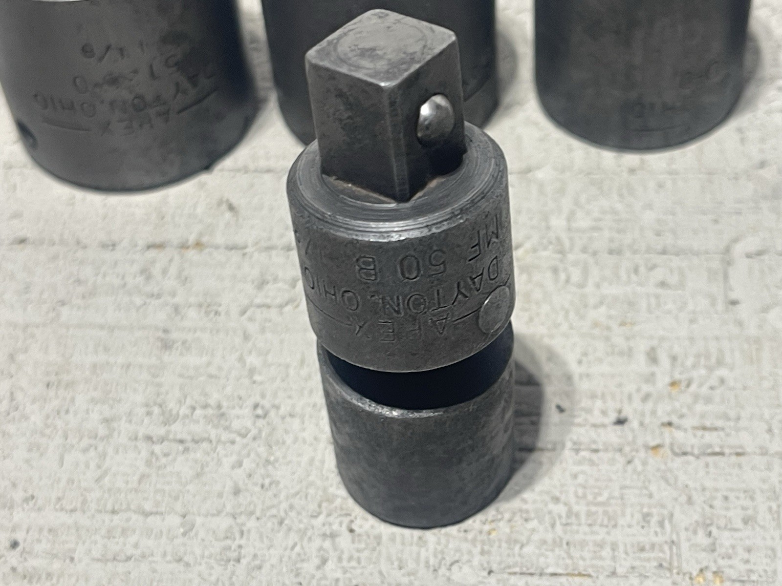 MADE USA – VINTAGE APEX (DAYTON OHIO) LOT OF 4 IMPACT SOCKETS AND SWIVEL ADAPTER