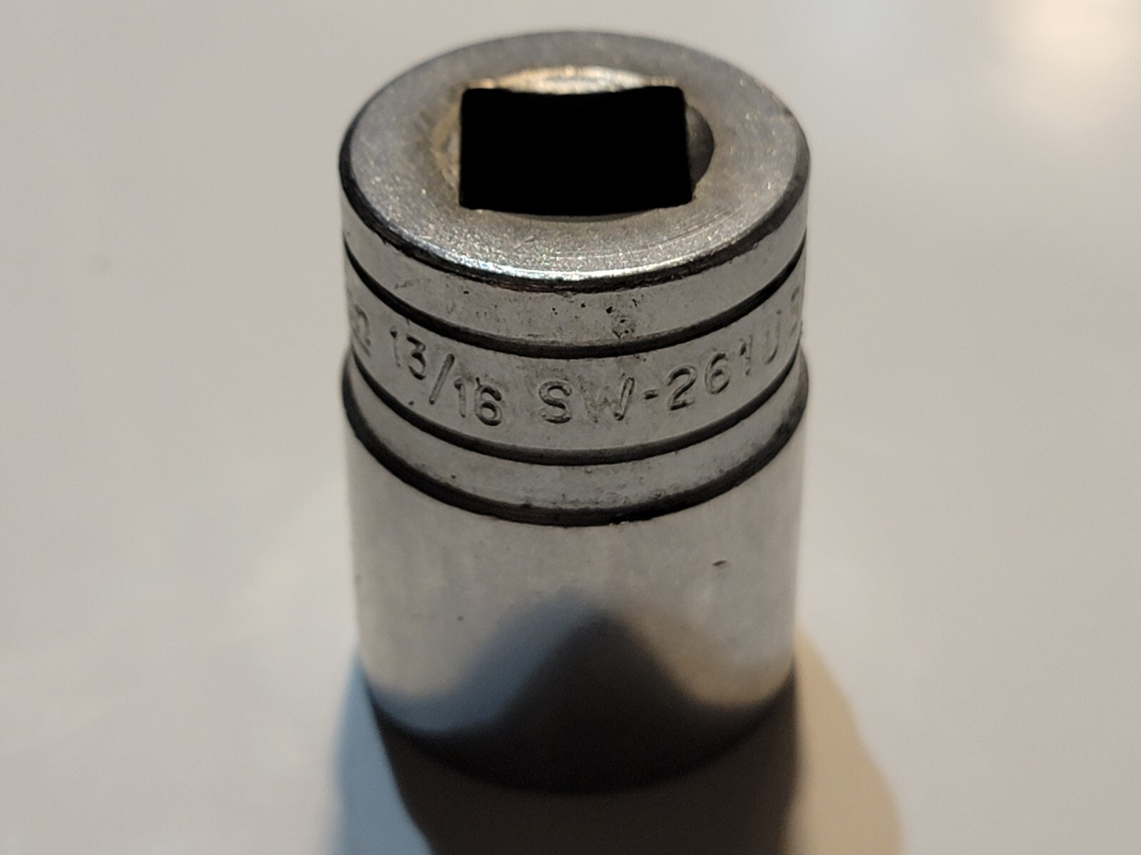 NICE Snap On USA 13/16″ 12 Point 1/2″ Drive Shallow Socket SW-261 sw261
