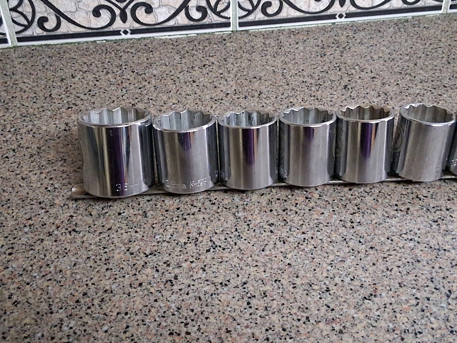 Armstrong 12 Point 1/2 Drive 8 Piece Socket Set 25mm to 36mm
